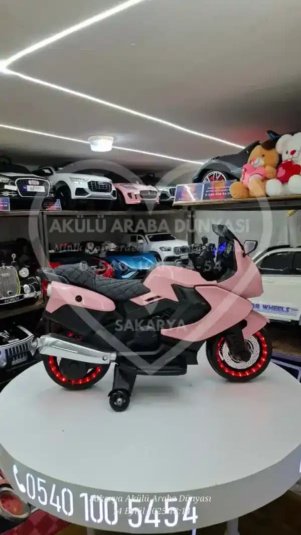 Akülü Motosikletlerde Güvenlik ve Dayanıklılık: Çocuklar İçin Güvenli Oyun Deneyimi