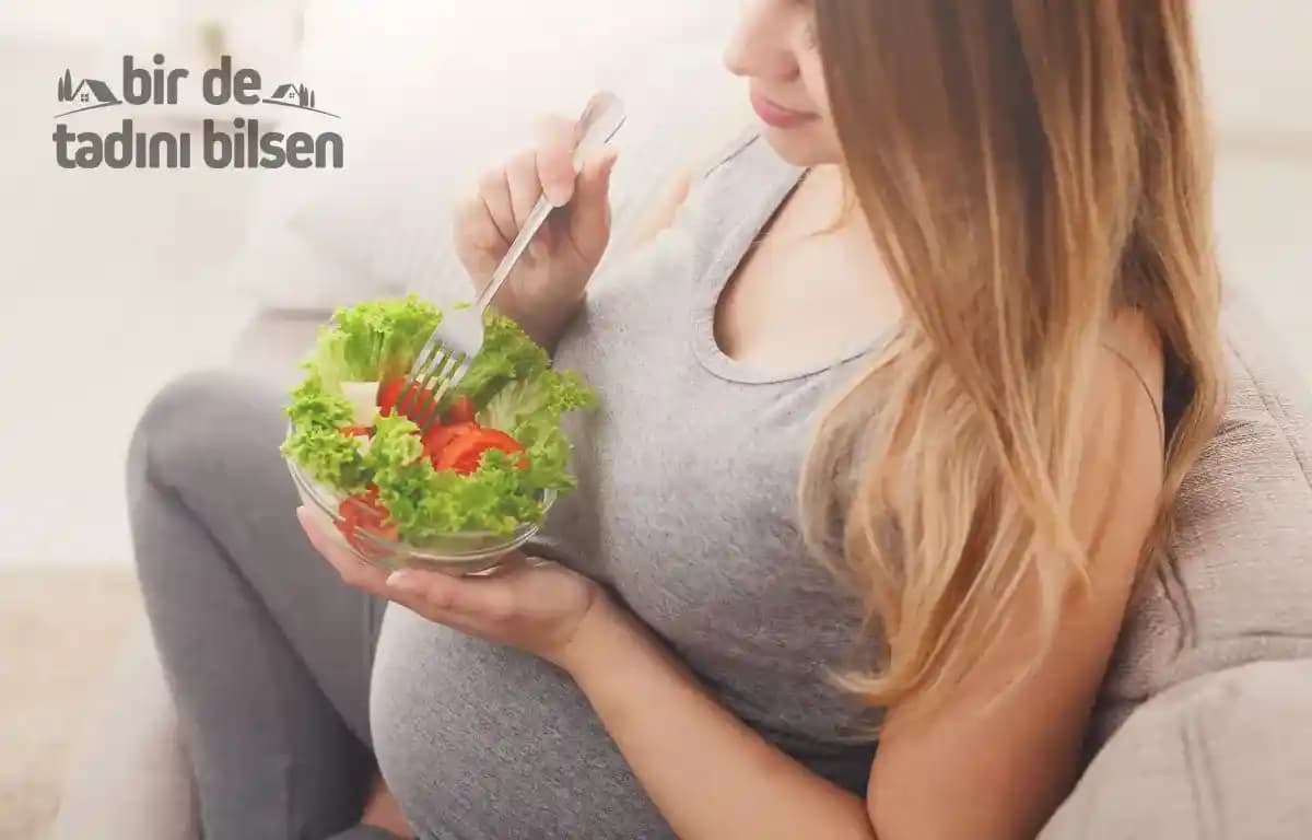 Bebek Beslenmesinde Güvenilir ve Organik Ürün Seçenekleri ve Sağlıklı Gelişim İpuçları