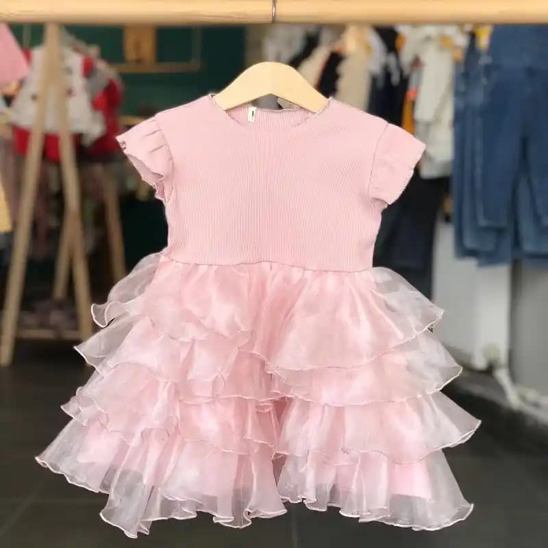 Likralı Bebek Tütü Elbiseleri: Rahatlık ve Şıklık Sunan Seçenekler
