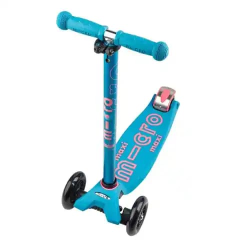 Micro Scooter MCR 1848 Açık Mavi ve Ergonomik Elciklerle Güvenli Çocuk Ulaşım Aracı
