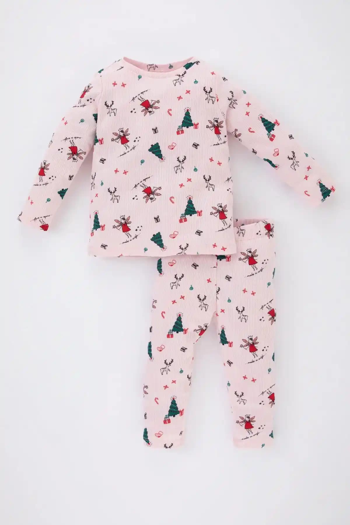 Defacto Kız Bebek Yılbaşı Temalı Uzun Kollu Pamuklu Pijama Takımı Ürün Özellikleri ve Kullanım Rehberi