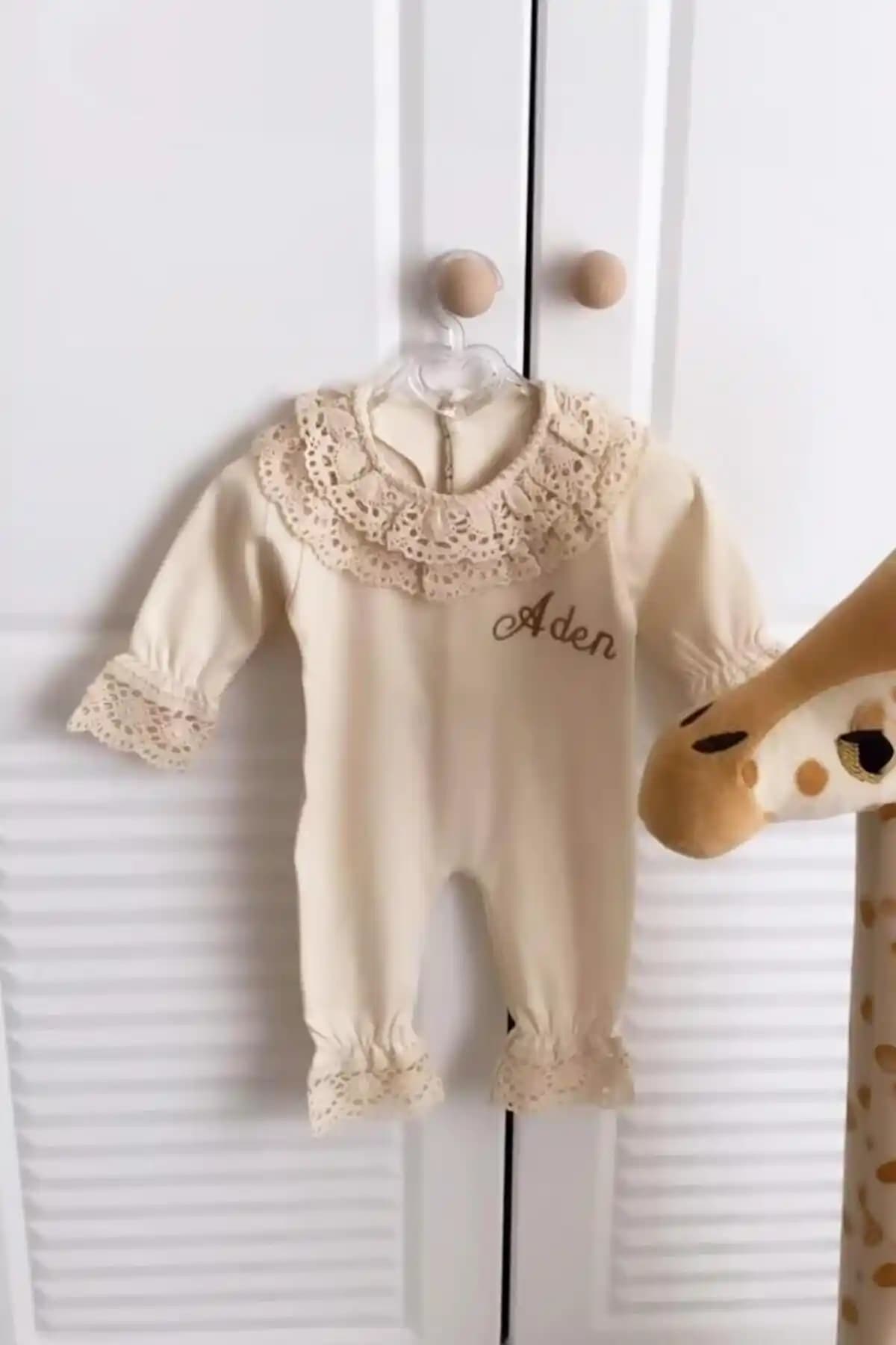Mini Ropa Bebek Çıkışı Organik Pamuklu Unisex Tulum Seti 0-3 Ay için Şık ve Rahat