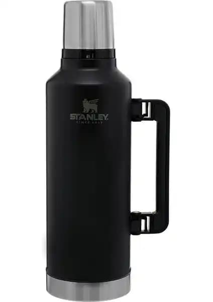 Stanley Termos Karşılaştırması: 2.3 LT ve 1.06 LT Modellerinin Özellikleri ve Performansları