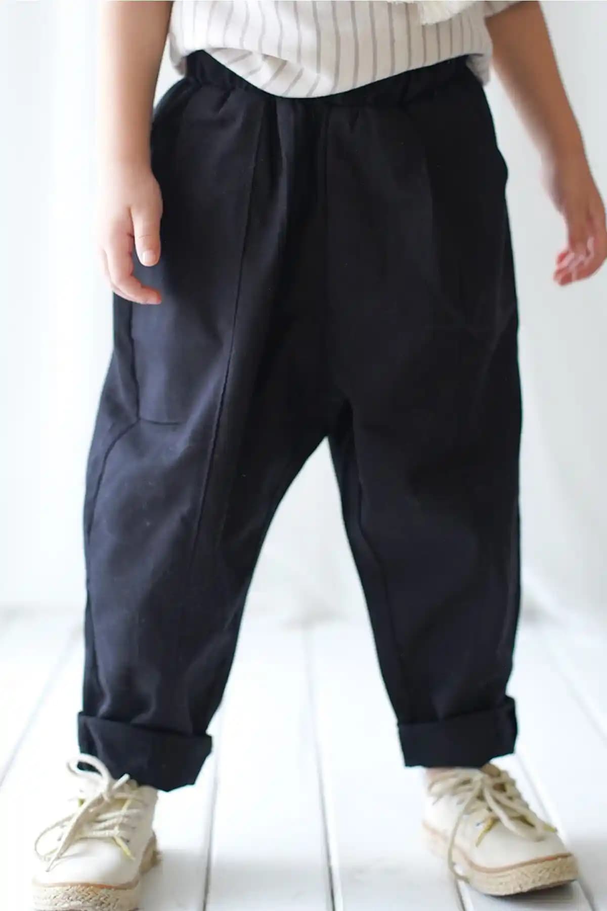 Catz Kids Siyah Vera Keten Dikişli Carrot Pantolon Çocuklar İçin Şık ve Rahat Yazlık Giyim Seçeneği