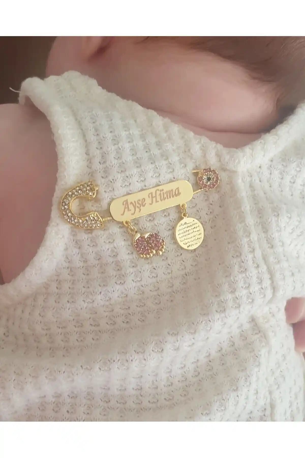 Sahi Aksesuar Pembe Zirkon Taşlı Kız Bebek Yaka İğnesi 5 cm Zarif ve Pratik Tasarım
