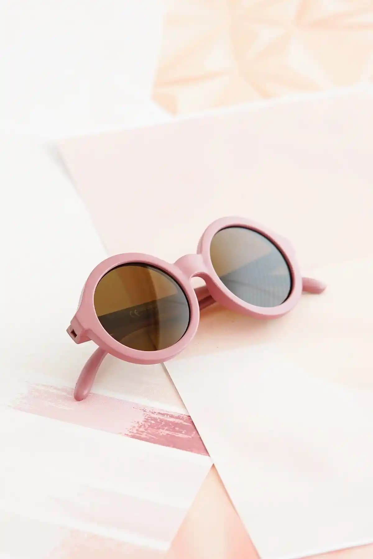 Banamio Soho Unisex Bebek Güneş Gözlüğü Çocuklar İçin Güvenli ve Şık Koruma Çözümü