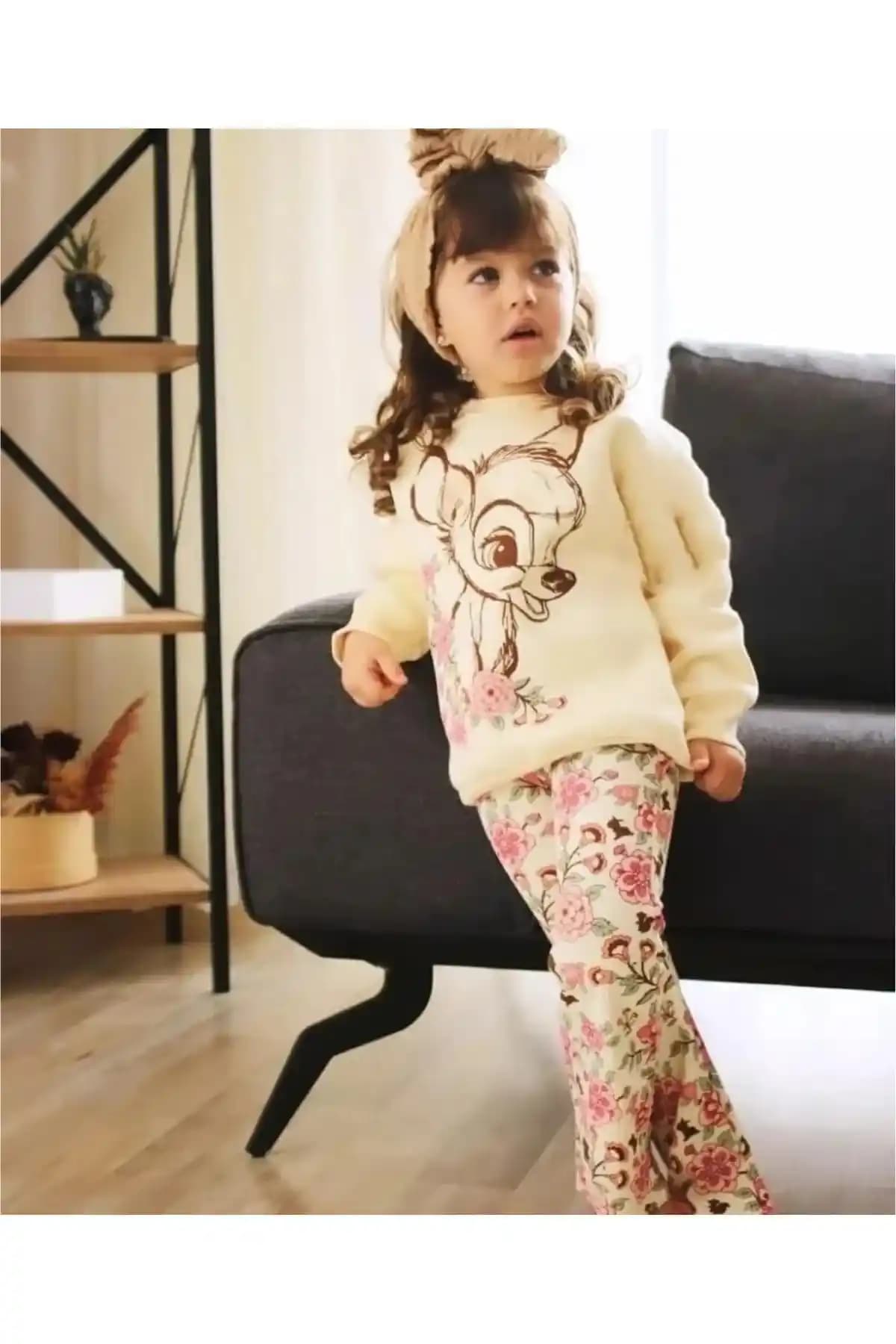 Junior LittlePoffy Geyik Desenli Kız Çocuk İkili Takım İnceleme ve Özellikleri